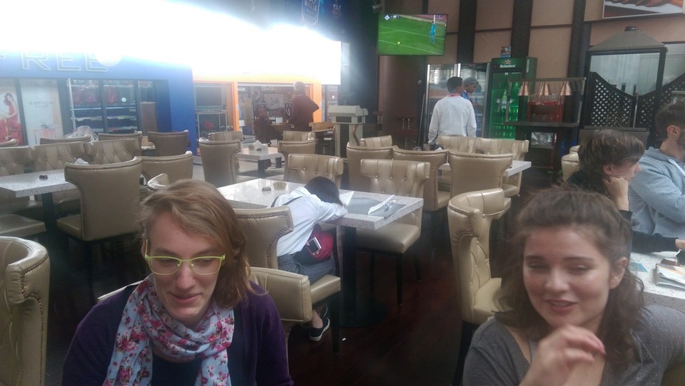 Äthiopien - Addis Ababa - 😂 jetzt ist sie am Boden zerstört..... 