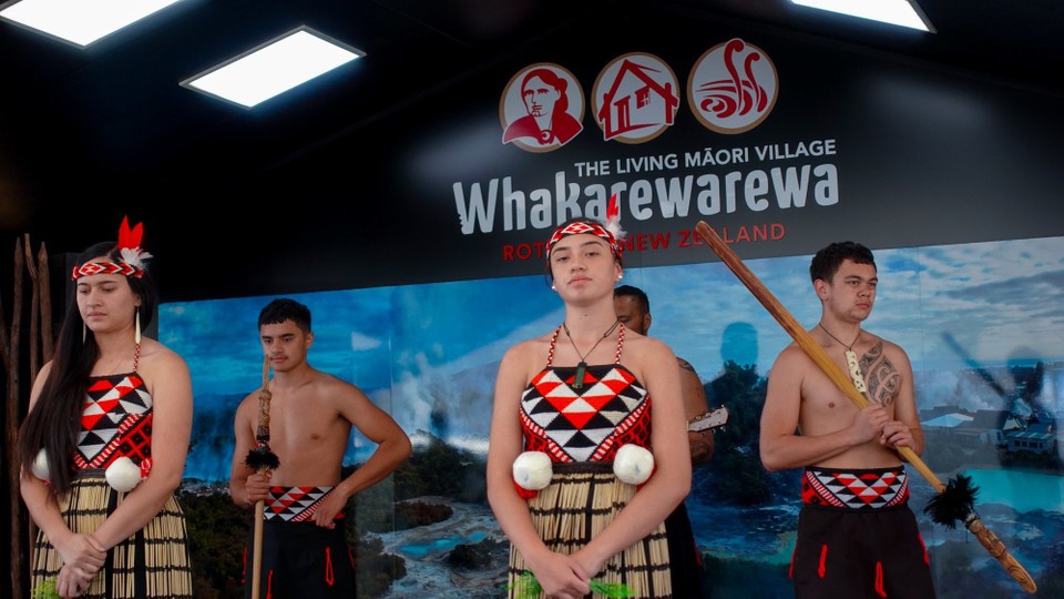 Neuseeland - Rotorua - Wir wurden sehr zum Mittanzen aufgefordert. Leider konnte ich Detlef dabei nicht fotografieren 😂