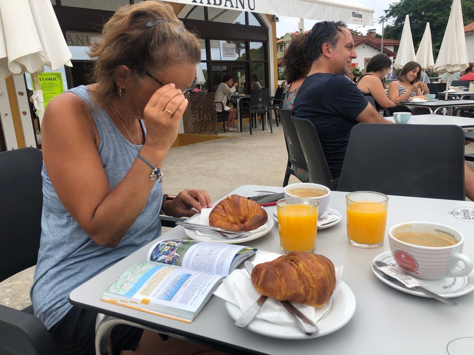 Spanien - Ribadesella - Frühstück 