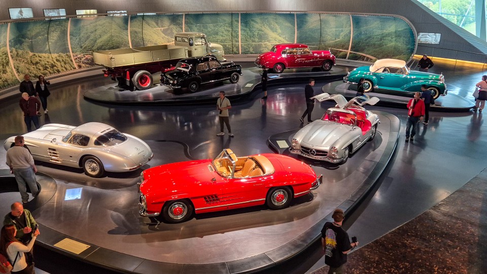 Deutschland - Stuttgart - Das sind keine Modelle.