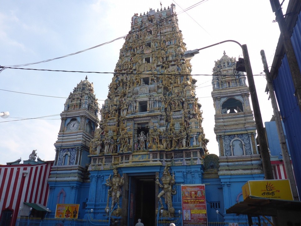  -  - Tempel mit genialer Kunst
