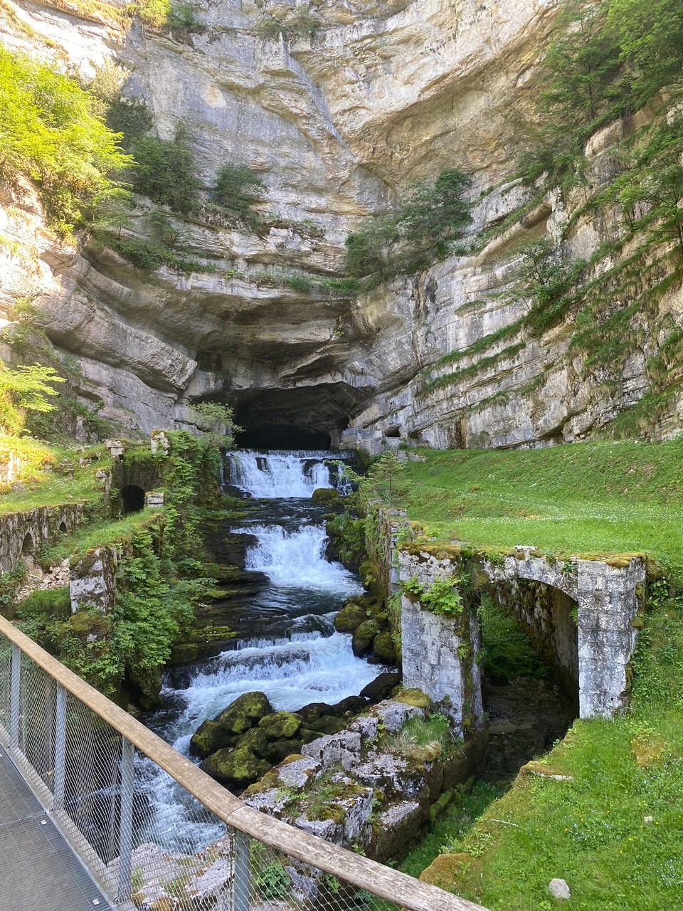 Frankreich - Ouhans - 