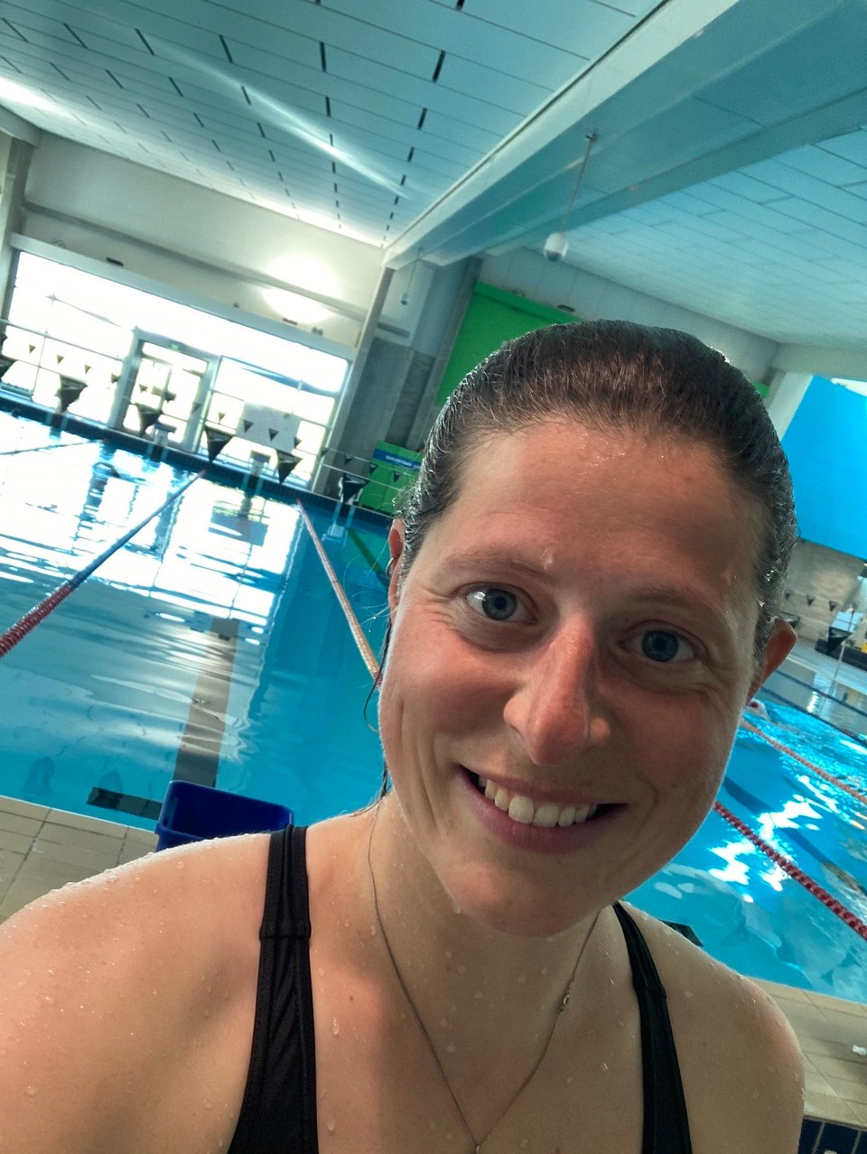 Neuseeland - Queenstown - Und es geht endlich mal wieder schwimmen 🤩 eine Bahn ganz allein für mich und danach auch noch für meinen Schwimmstil gelobt worden 😅🤪
Meinem Fuß geht es zum Glück auch gut, nur noch ein bisschen dick 🤷🏻‍♀️