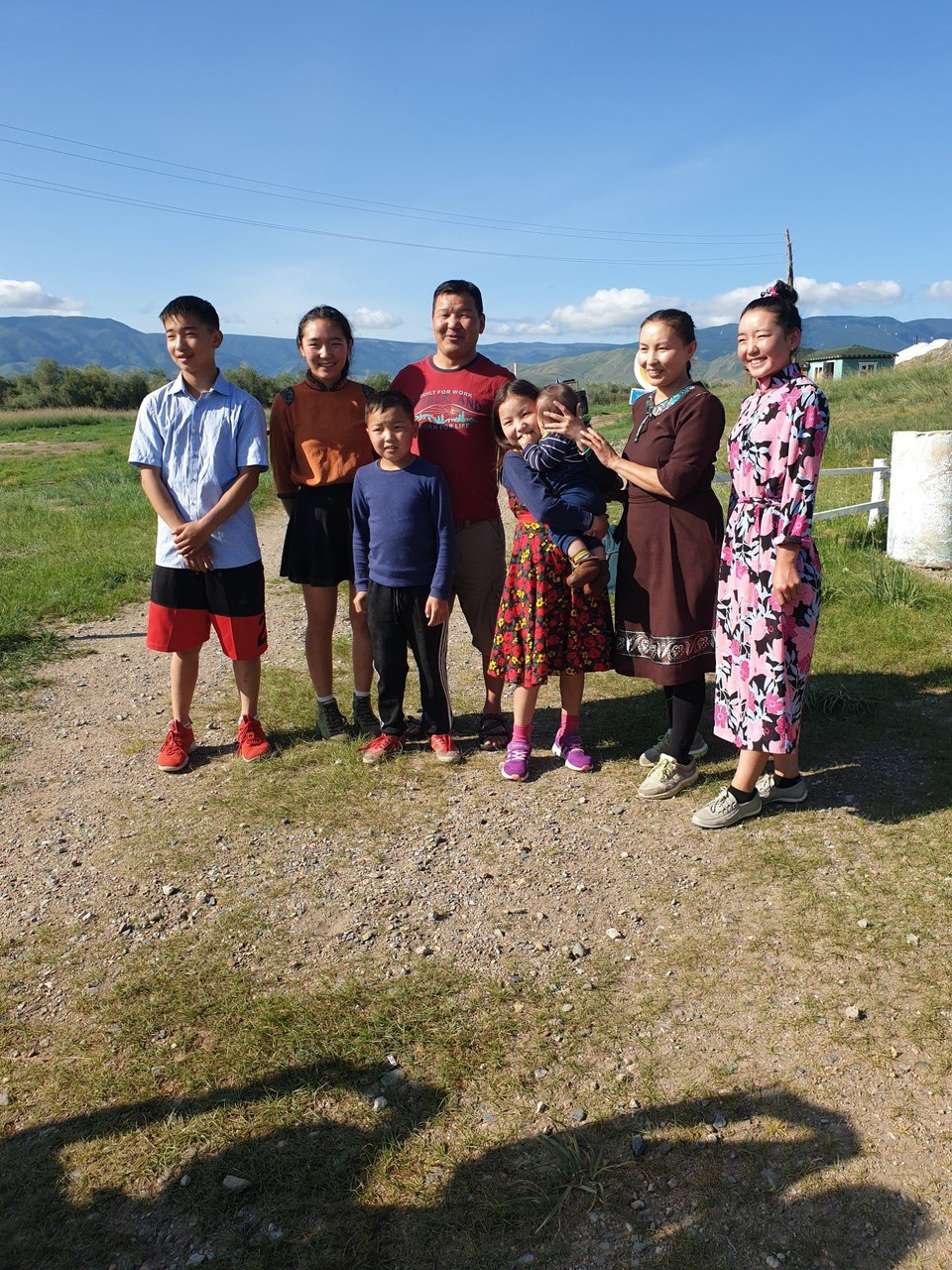 Mongolia - Murun - Family at the rafting camp