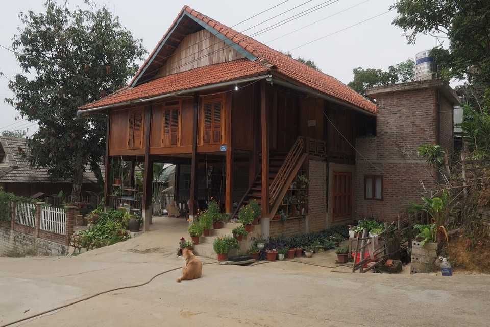Vietnam - H. Hoa Lư - Wir verlassen nur ungern den tollen Ort und die neuen Freunde ;)