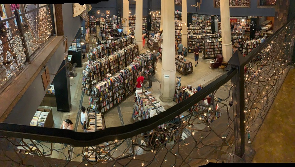 Vereinigte Staaten - San Diego - Blick von der Galerie auf The Last Bookstore