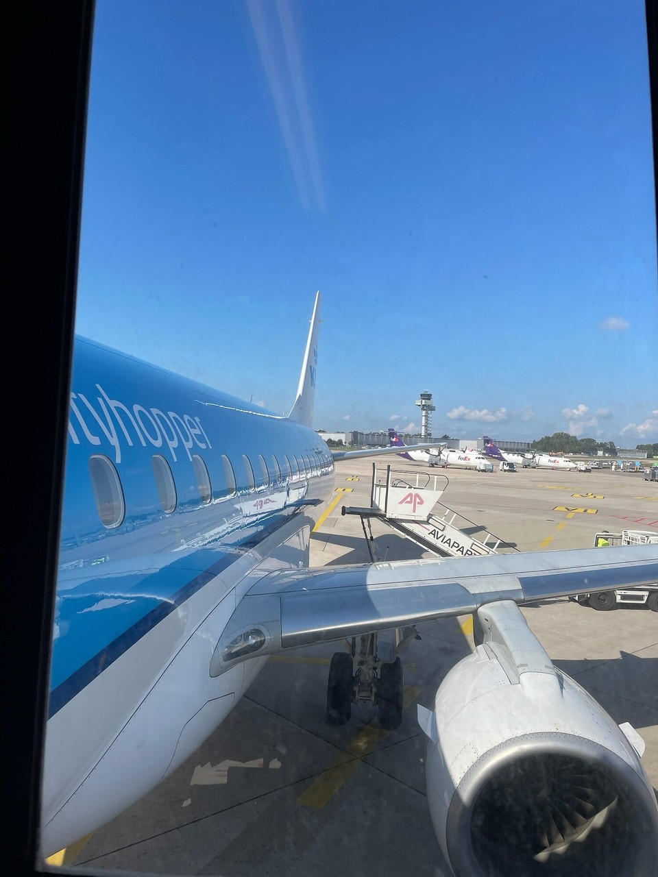 Deutschland - Langenhagen - Heute sollte unser Urlaub endlich starten. Mit der KLM ging es erst nach Amsterdam und dann nach Mallorca.