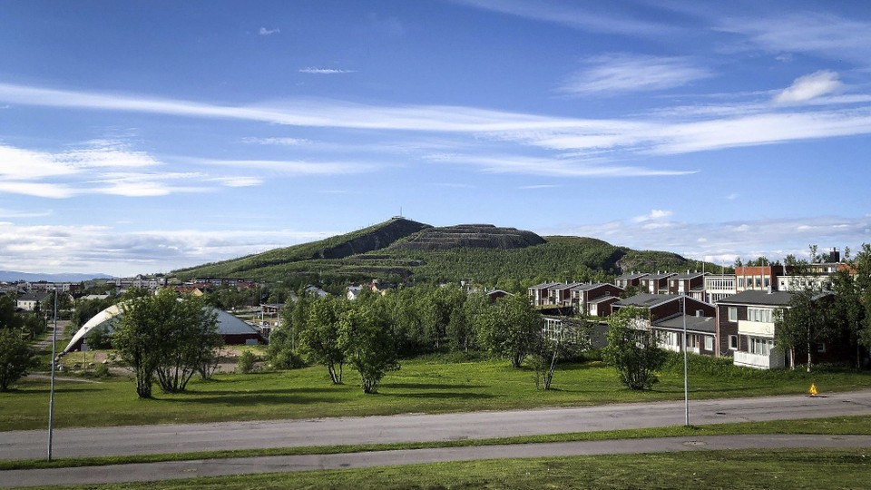 Schweden - Kiruna - Der Eisenerzabbau prägt das Landschaftsbild der Stadt.