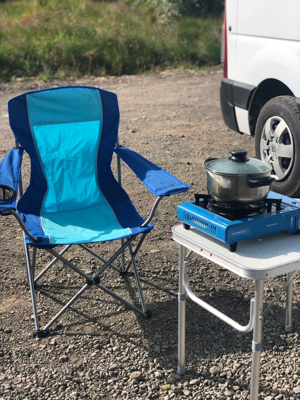 Island - Súðavík - Wir hatten eingeplant, hier am Spielplatz unsere erste Rast zu machen, ein Mittagessen zu kochen und die Kinder einfach mal spielen zu lassen...