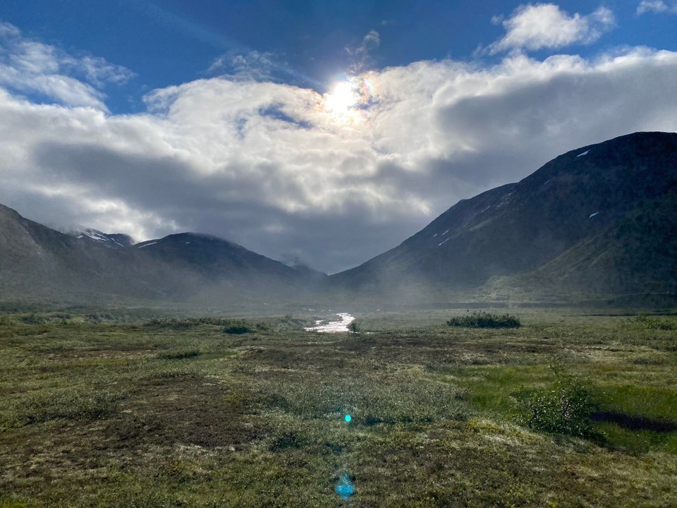 Norwegen - Eidsvåg i Romsdal - Die Stimmung durch den Nebel ist einfach Atemberaubend. 