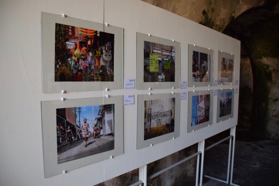 Mexiko - Veracruz - Viele Ausstellungsstücke waren von Studenten mit denen Anna einige Kurse belegt und mit denen Sie befreundet ist.