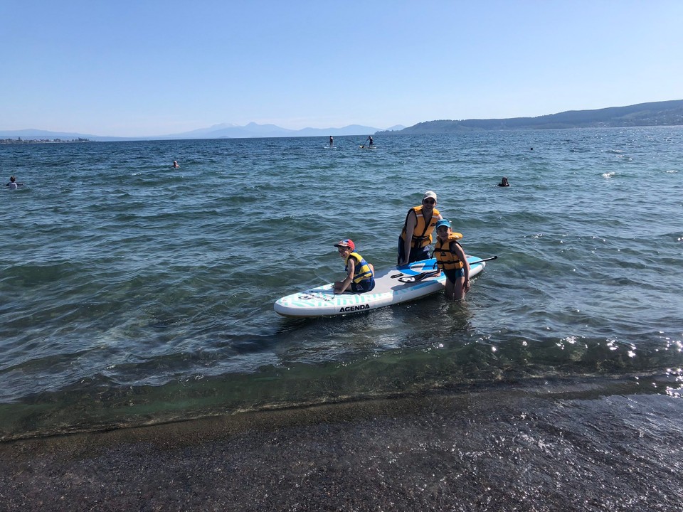 Neuseeland - Taupo - SUP paddeln im Lake Taupo.
