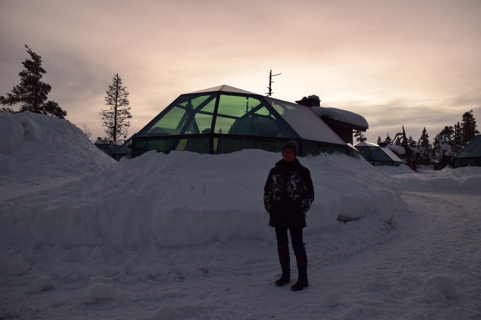 Finnland - Sirkka - Abschied von den tollen Iglus bei Sonnenaufgang (10:45 Uhr)