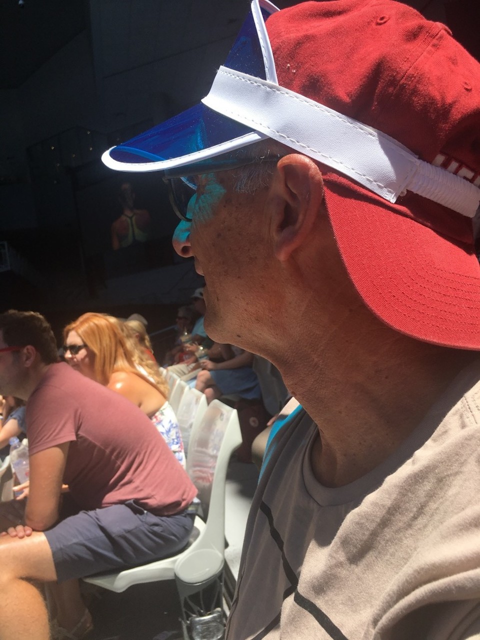Australien - Melbourne - gut gegen die Sonne schützen heisst es doch immer...