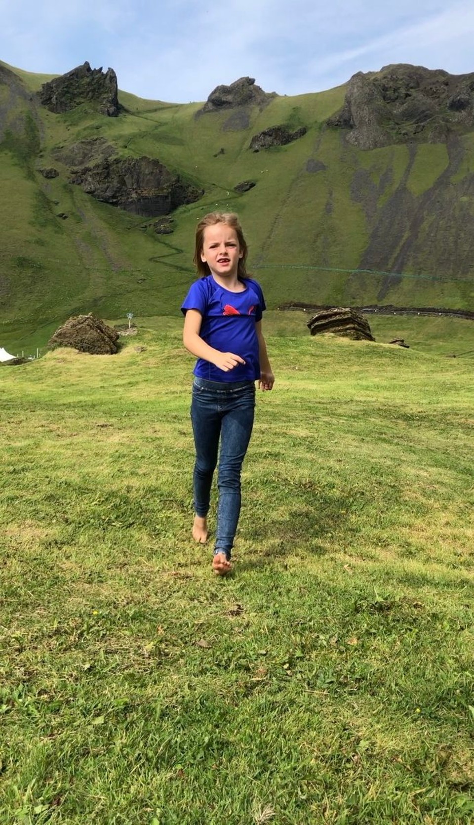 Island - Vestmannaeyjar - Aber langsam heisst es, unseren letzten Islandtag anzugehen. Es gibt hier auf den Westmännerinseln viel zu sehen… nachdem wir „Willi wills wissen“ über Island gesehen haben, wissen wir, dass wir unbedingt die Westmännerinseln besuchen müssen… https://youtu.be/4vY5C-6bWEw