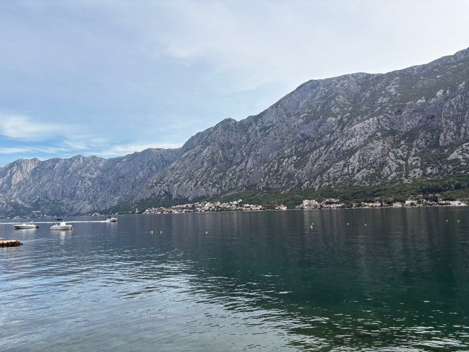 Montenegro - Cetinje - Wir verlassen Kotor.. 
