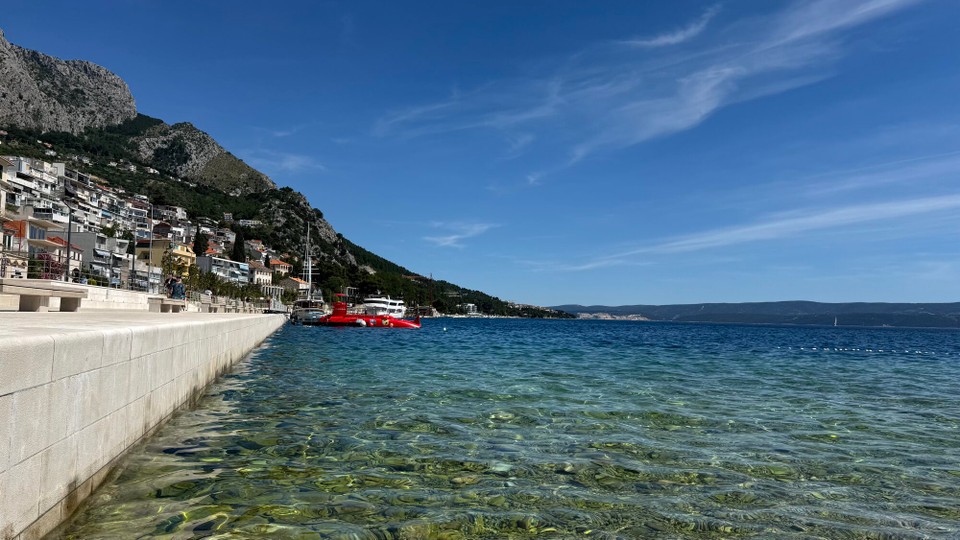 Kroatien - Split - Direkt an der Mündung der Cetina liegt die wunderschöne Kleinstadt Omis, viel Strände laden zum baden ein.
So war mein Gedanke.