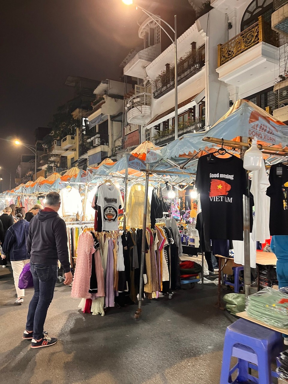Vietnam - Hanoi - Went to the night market in the evening