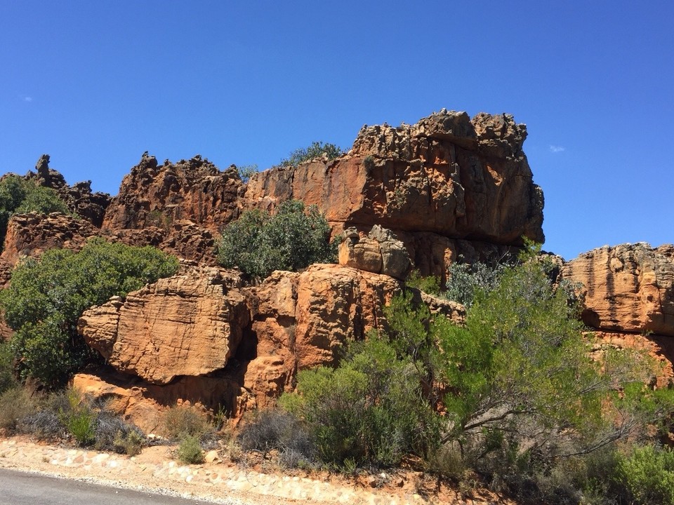 Südafrika - Clanwilliam - Felsformationen im Pakhuispass