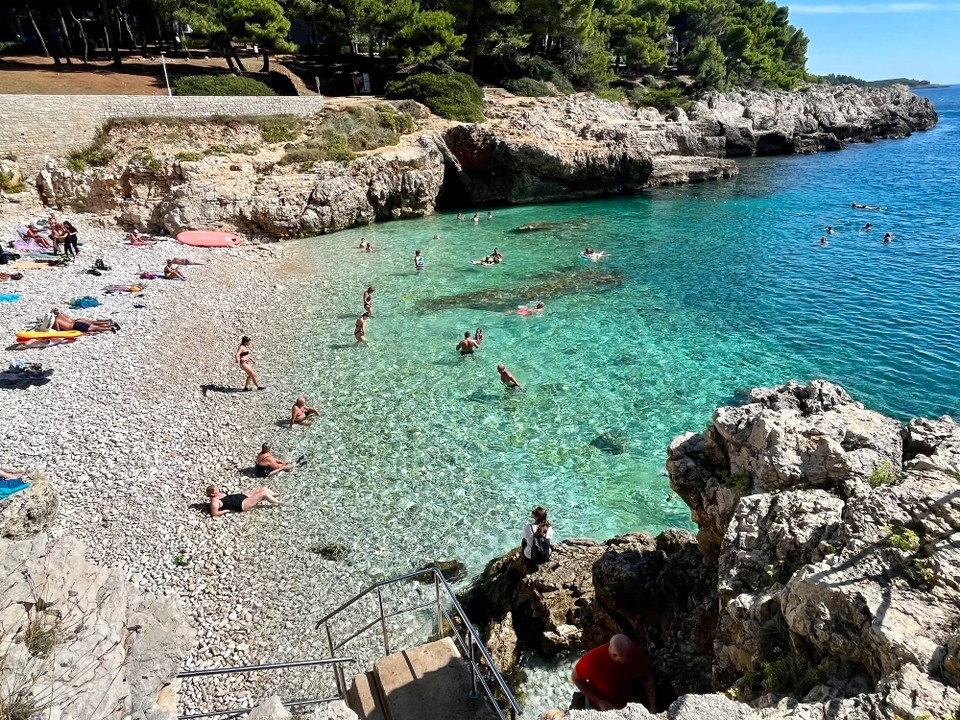 Kroatien - Pula - Wahnsinnsstrand unmittelbar in der Nähe des Aquart