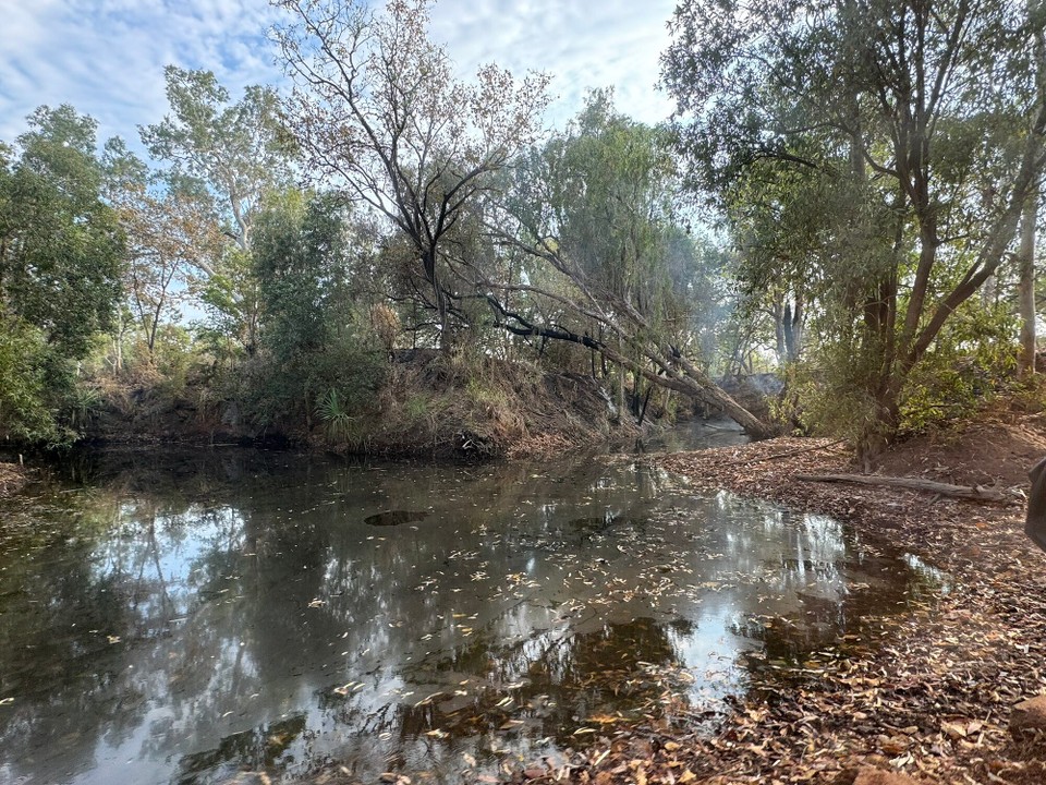 Australien - Limmen - Dia letschta Rauchzeicha vum vergangna Bushfire.