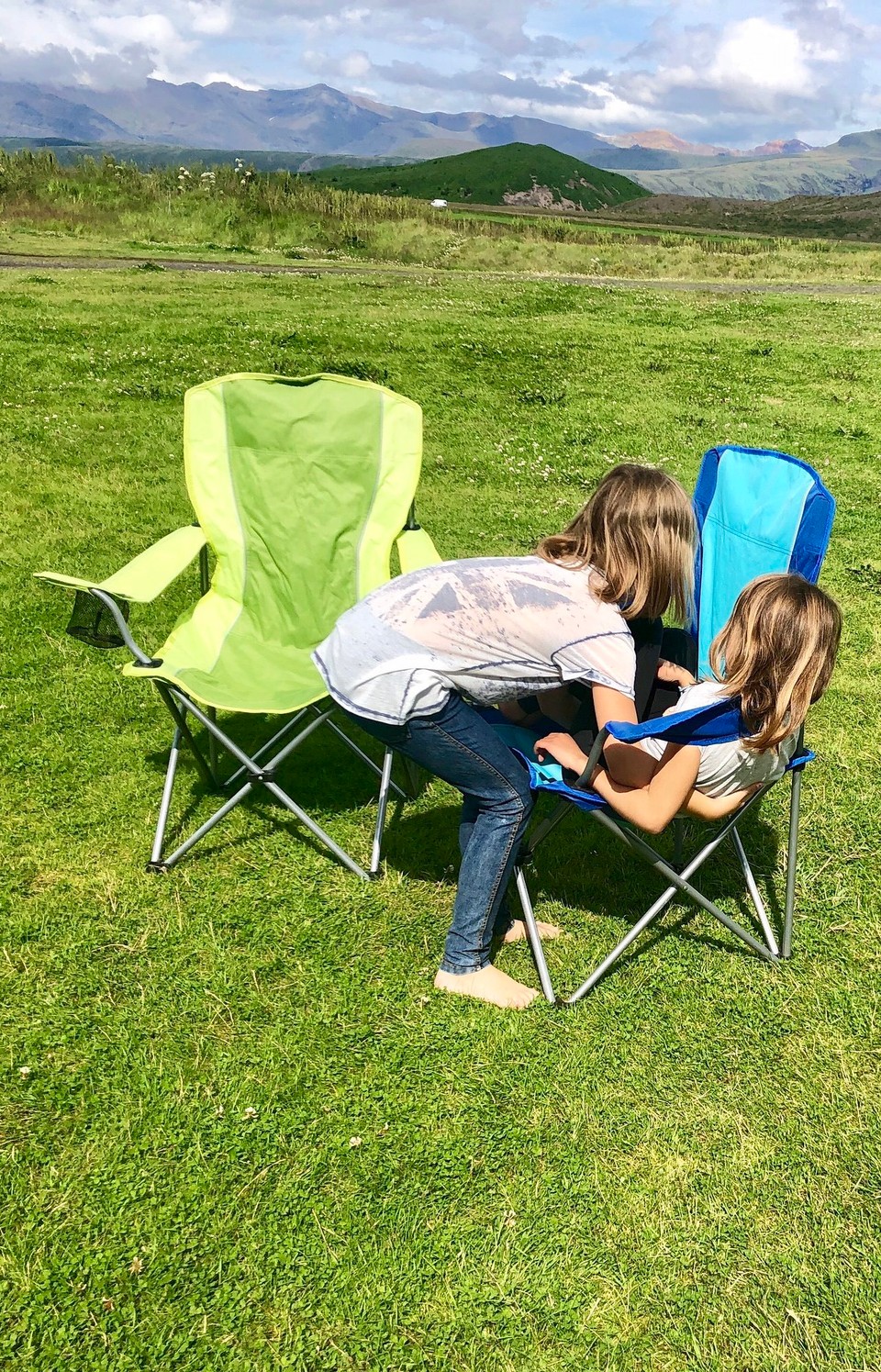 Island - Sveitarfélagið Hornafjörður - Wir wachen auf einem wunderschönen Campingplatz und -zu unserer Verwunderung- bei schönstem Wetter auf. 🤩