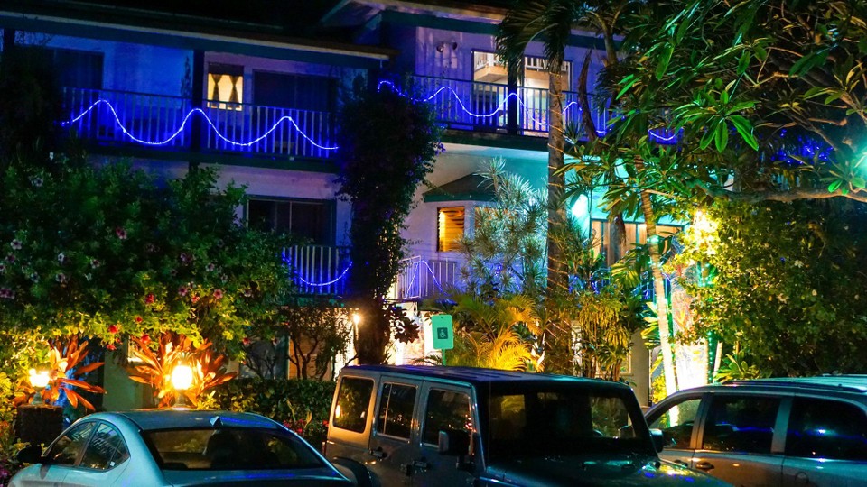 USA - Līhuʻe - Unser Hotel, voller Blumen und jede Menge schöne Ecken im Garten