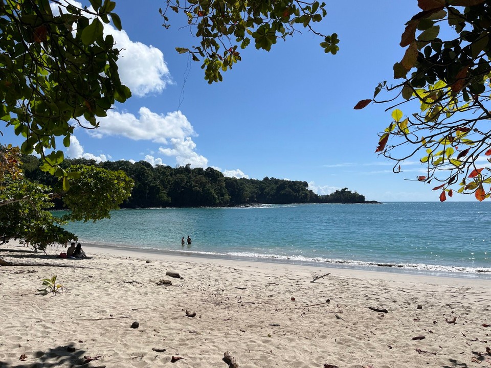 Costa Rica - Quepos - Und noch ein wunderschöner Strand.