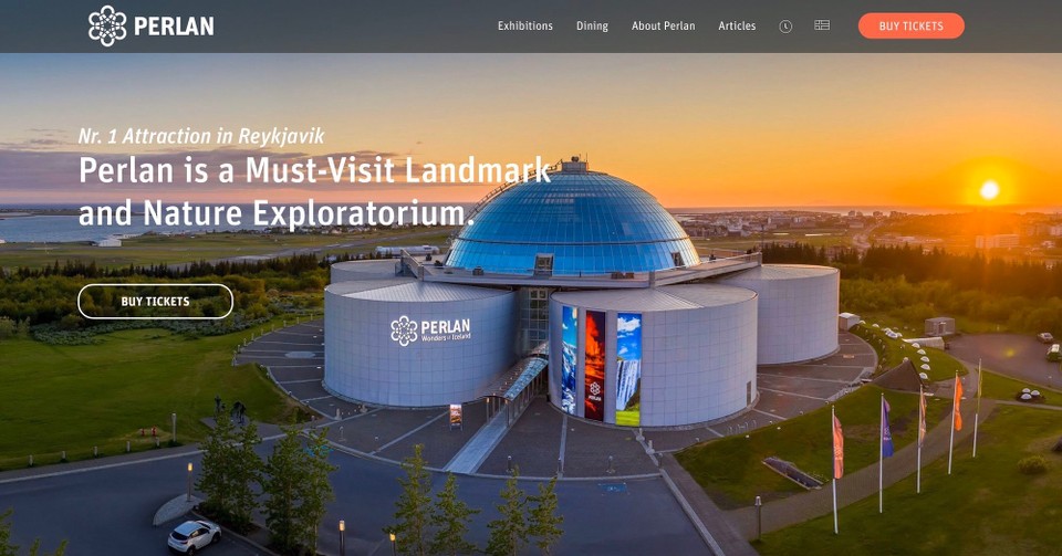 Island - Reykjavík - 😉😀👍 Langsam schliesst nun das Perlan und wir marschieren langsam in Richtung Heimat... 
Zu Hause wäre es nun auch schon wieder 20 Uhr. Von daher ist es normalerweise schon fast Zeit fürs Bett...