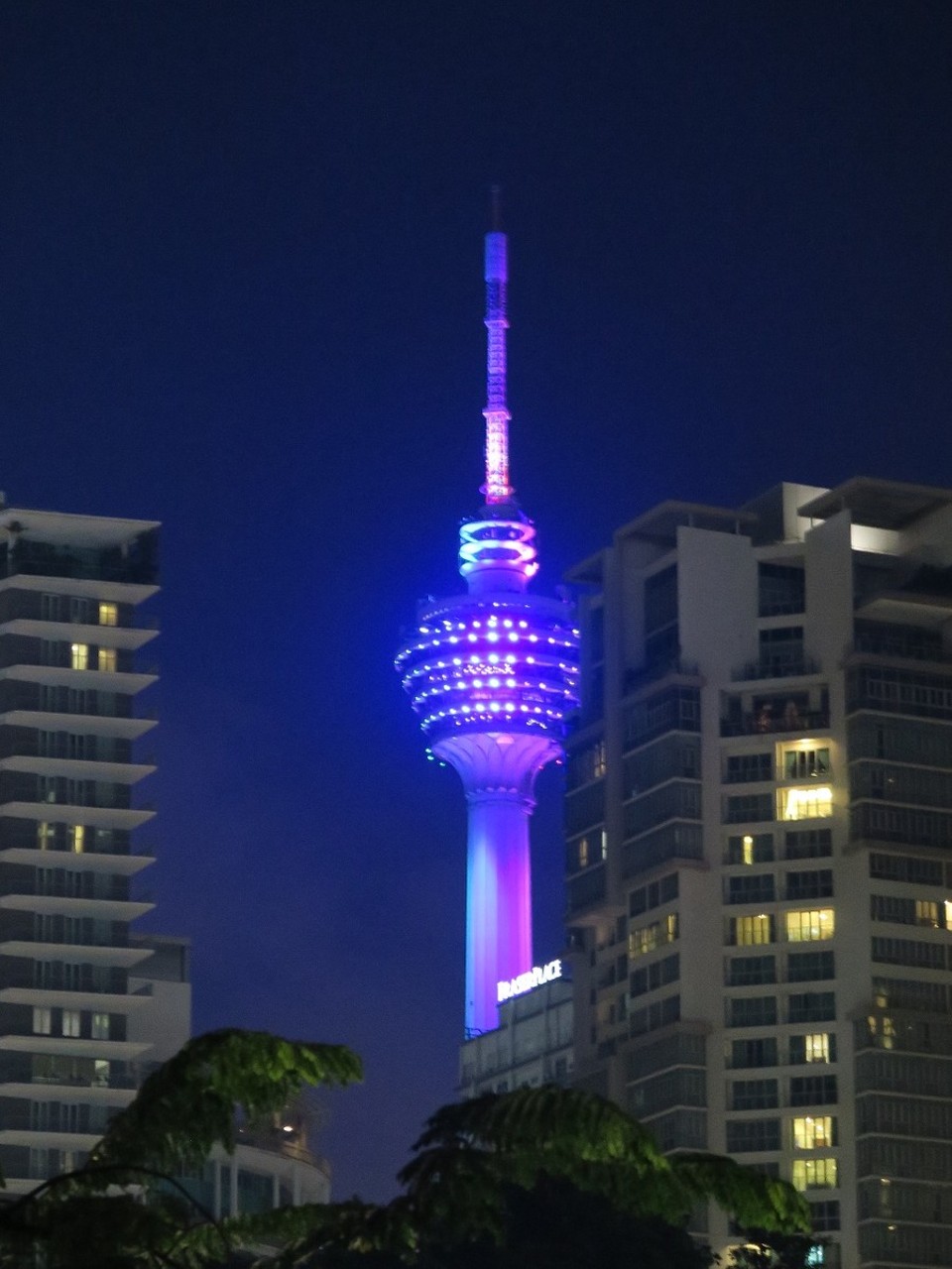 Malaysia - Kuala Lumpur - KL tower by night