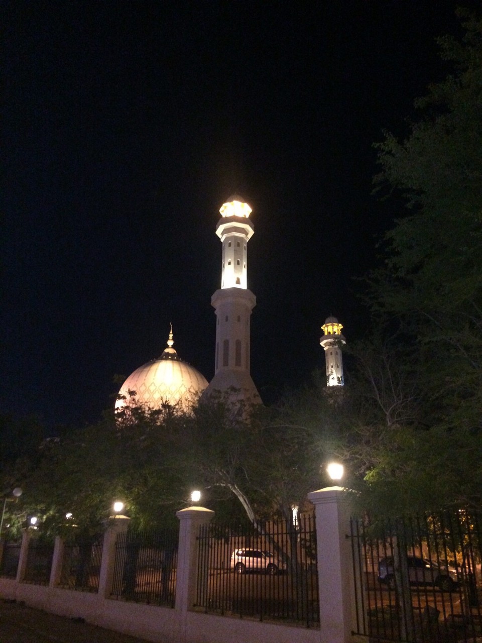Oman - Sur - Freitagsmoschee bei Nacht