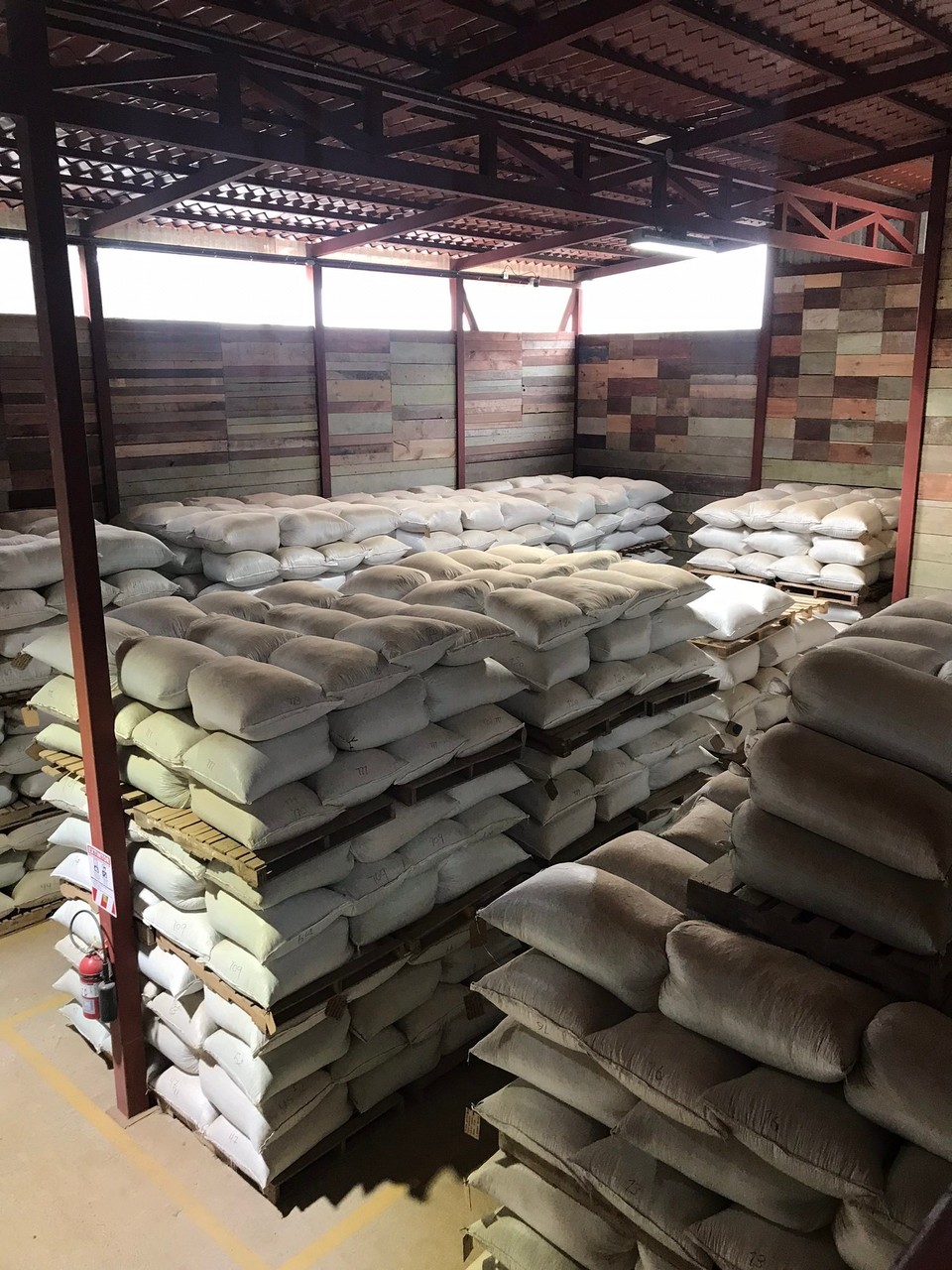 Costa Rica - San José - abgepackter Kaffee, fertig zum Transport