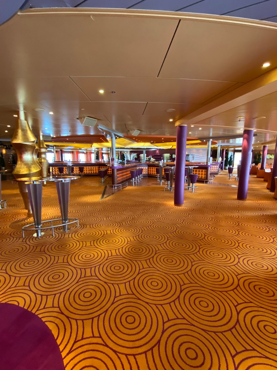  -  - Die Aida Bar