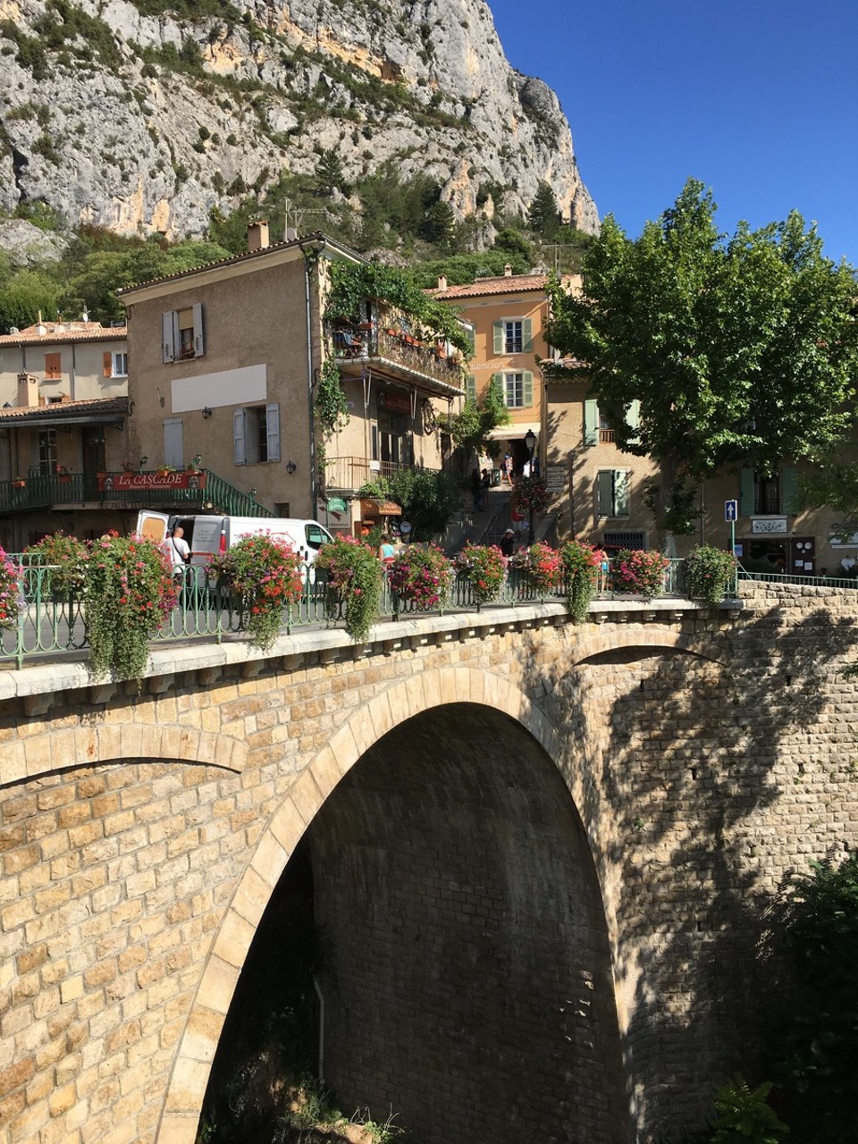 Frankreich - Moustiers-Sainte-Marie - 