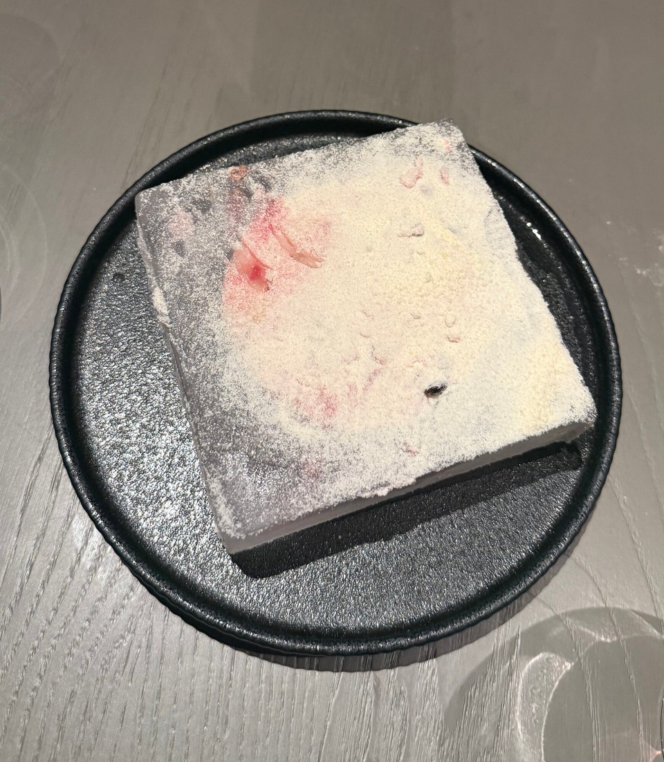 Schweden - Abisko - und ein Dessert in einem besonderen Gefäß.