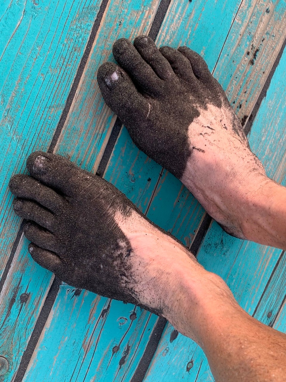 Cap-Vert -  - Le sable est vraiment noir! 