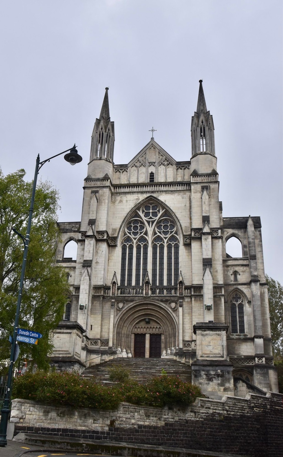 Neuseeland - Dunedin - Gleich daneben die St Paul‘s Cathedral von 1919.