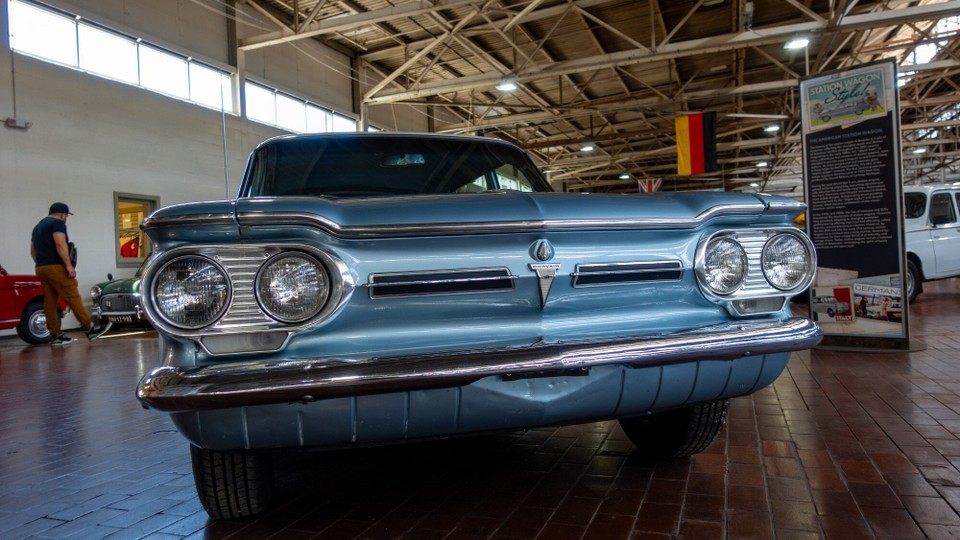 USA - Nashville - Chevy Corvair. Unsafe at any speed. Vorbild für VW 411. 