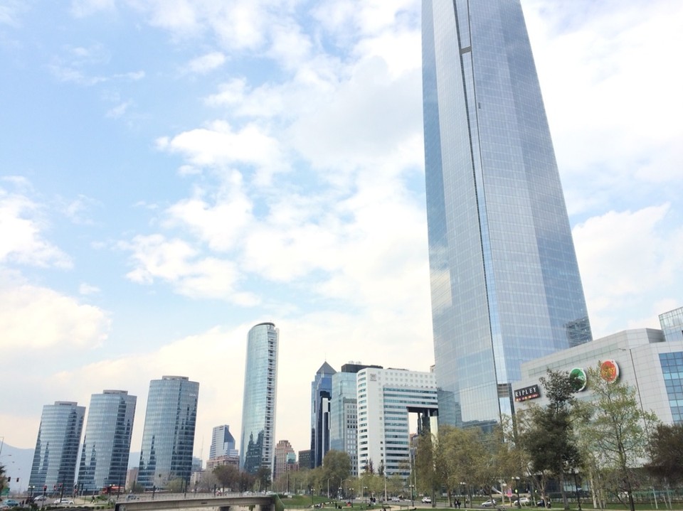 Chile - Santiago - Der höchste Turm Südamerikas