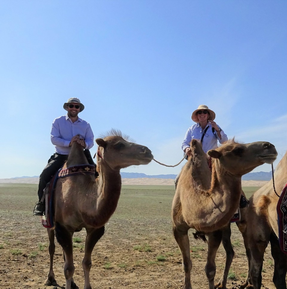 unbekannt - Gobi Desert - Us on the camels