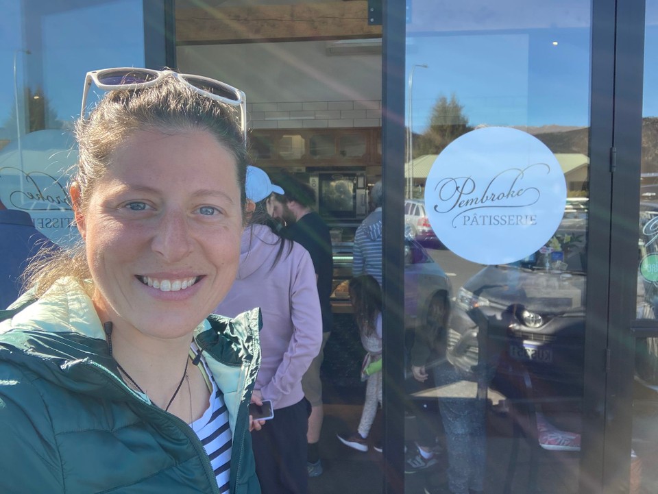Neuseeland - Pukaki - Kurzer Zwischenstopp in Albert Town für eine Französische Bäckerei 😃