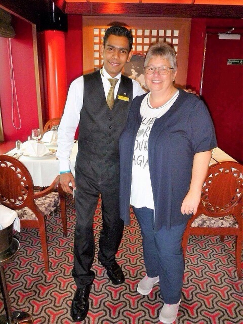  -  - Sandeep unser Lieblingskellner 