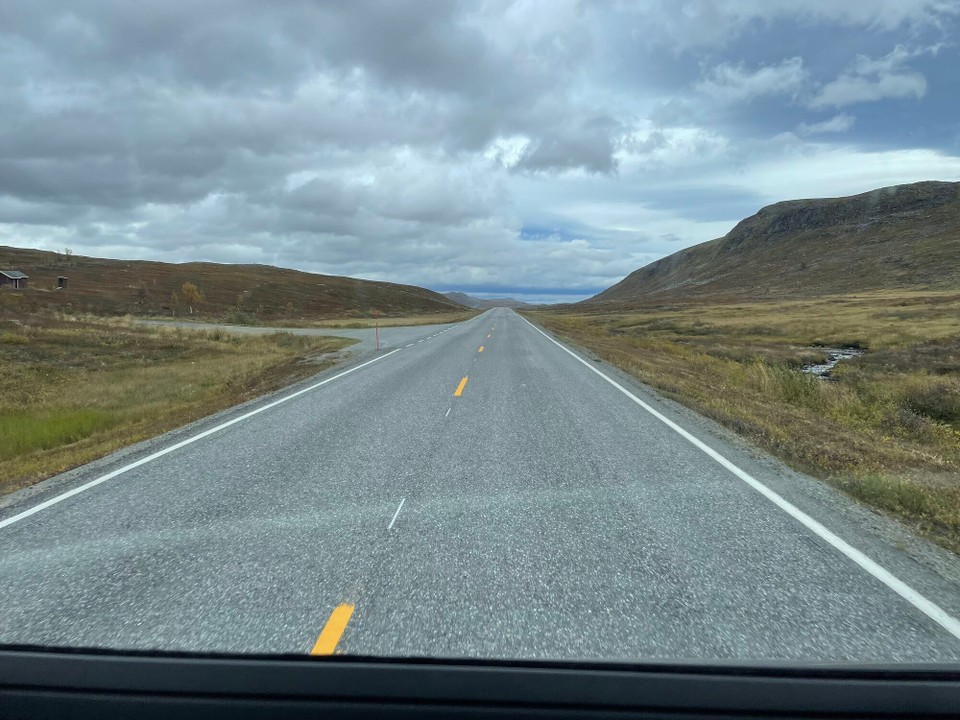Norwegen - Kvalsund - Unendliche Weiten auf der E6 zwischen Alta und Nordkap 