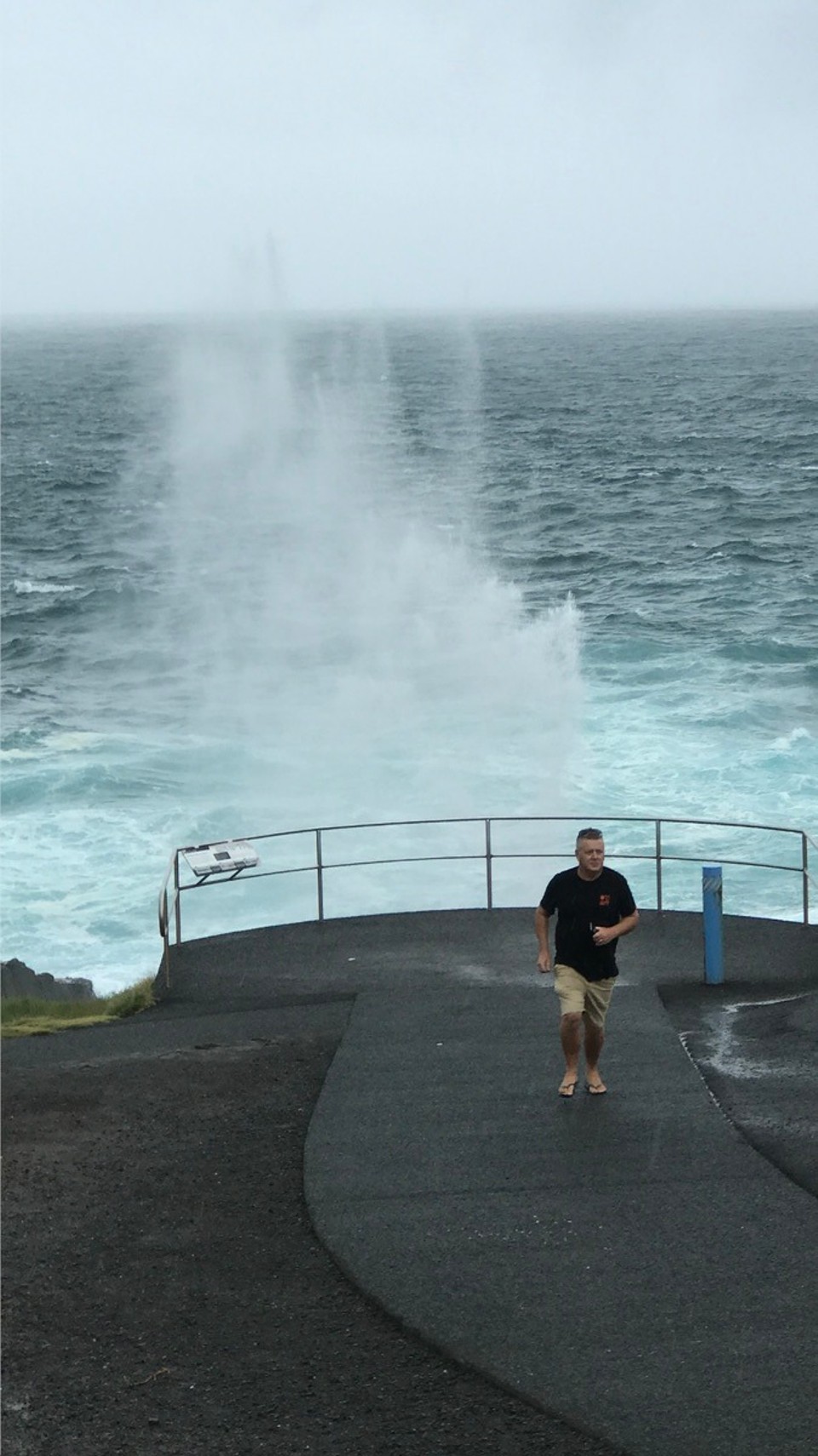 Australia - Barrack Point - Secret little blowhole