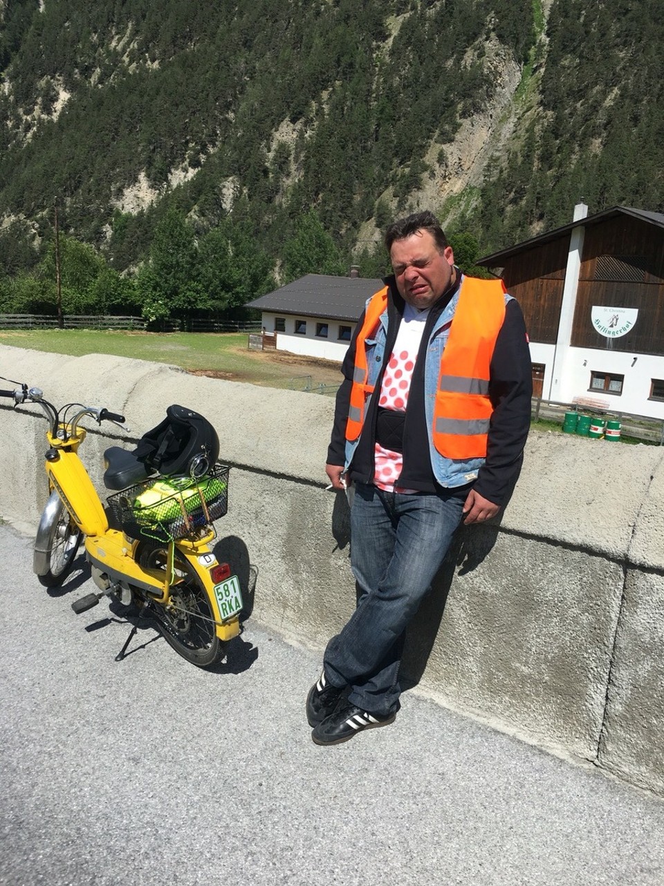 Österreich - Ried im Oberinntal - Unser Bergetappen Sieger von Gestern, das Trikot muss Heute verteidigt werden!