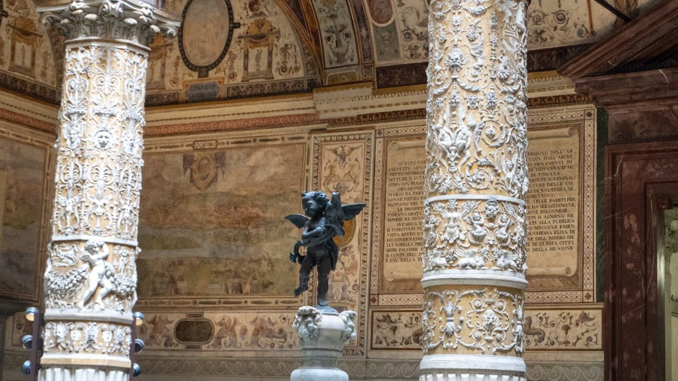 Italien - Florenz - Bronzeputto von Verrocchio mit einem wasserspeienden Delfin