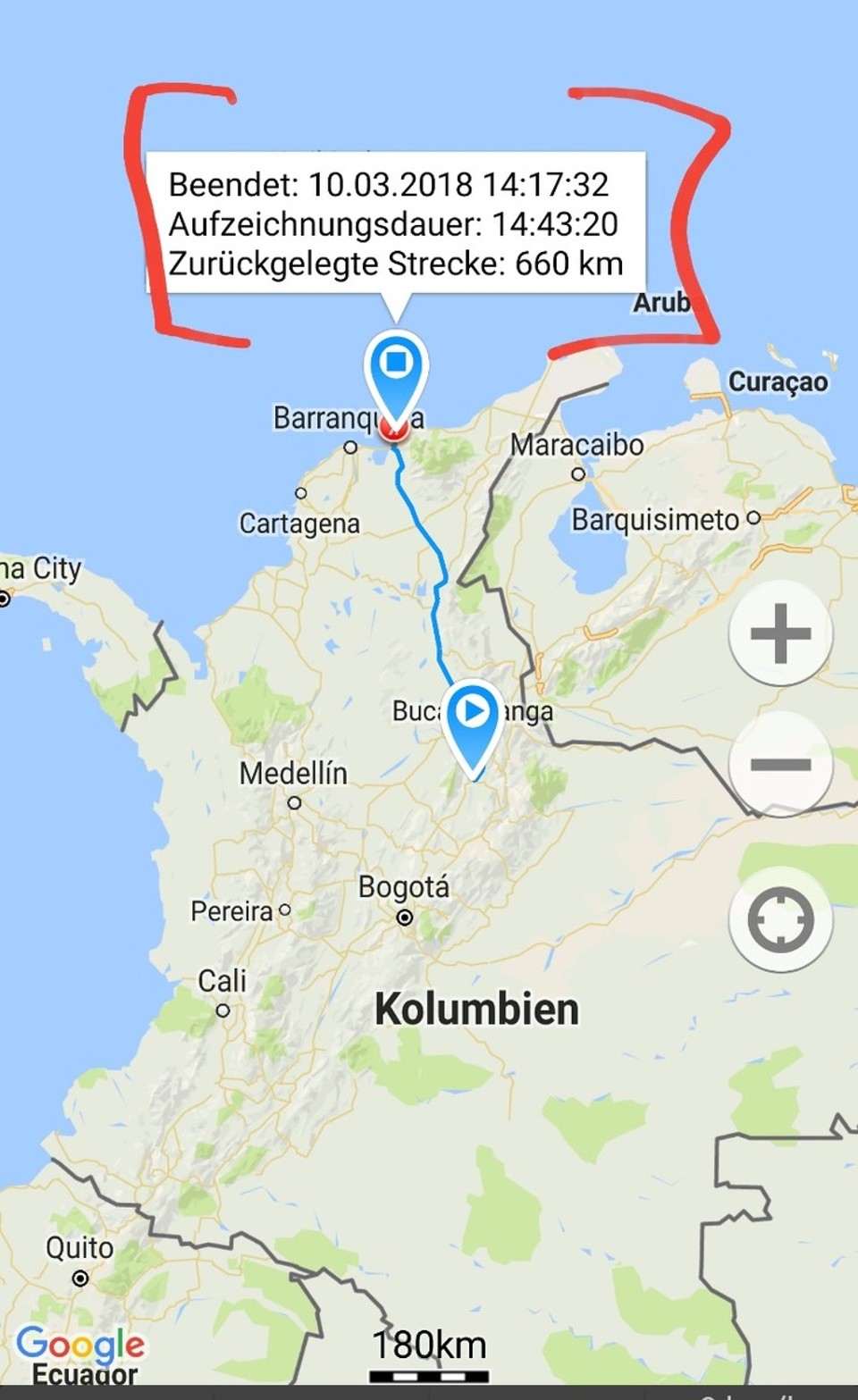 Kolumbien - Santa Marta - Der Plan war eigentlich mit dem Nachtbus von San Gil nach Santa Marta zu fahren bzw. in den nahe gelegenen NationalPark zu kommen. Jedoch war erstmal nach 2 h Fahrt in Bucaramanga Schluss. Der Bus hatte eine Panne! Nach 4 Stunden ging es endlich weiter. Bei der Deutschen Bahn hätte ich mein Ticketpreis wieder zurück bekommen hier leider nicht 😁. 
Schlussendlich waren wir fast 19 h unterwegs....