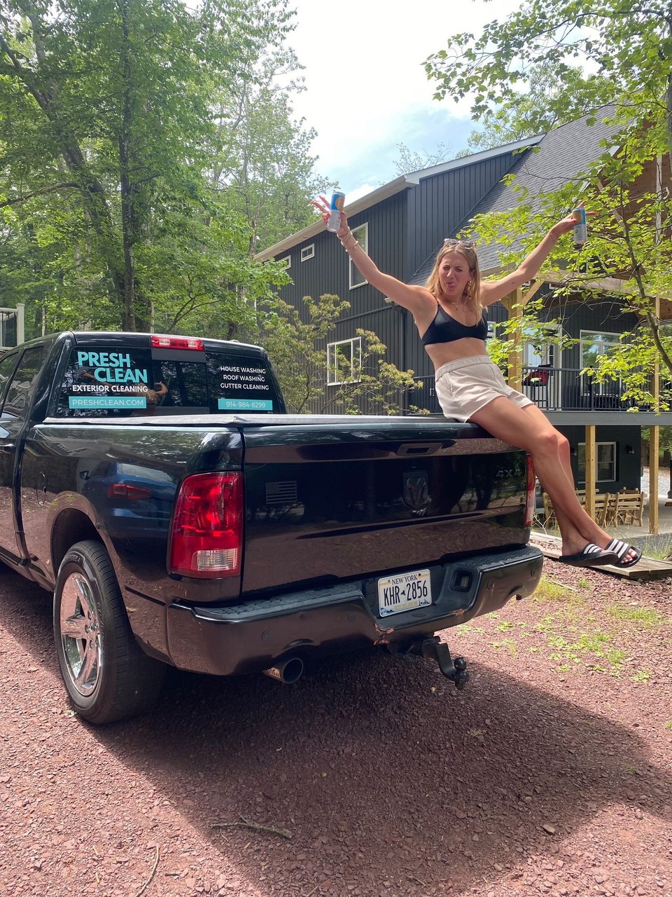 United States - Philadelphia - ich finde Trucks so cool.Julius hat einen und ich durfte ihn fahren. Hab mir fast in die Hose gemacht vor angst.