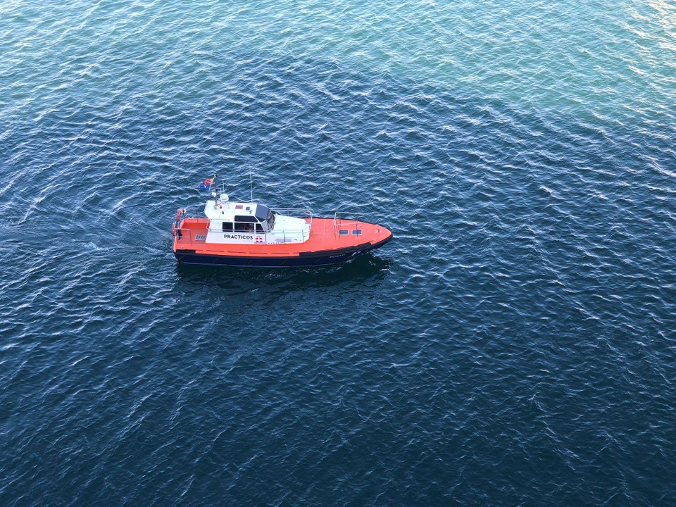 Spanien - Cartagena - Der Lotse verabschiedet sich. 