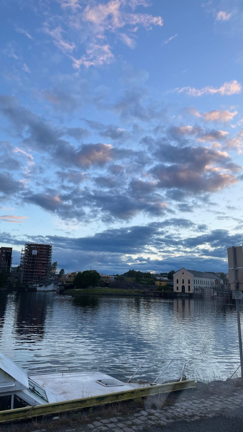 Norwegen - Skien - 22:15 Uhr und noch ziemlich hell